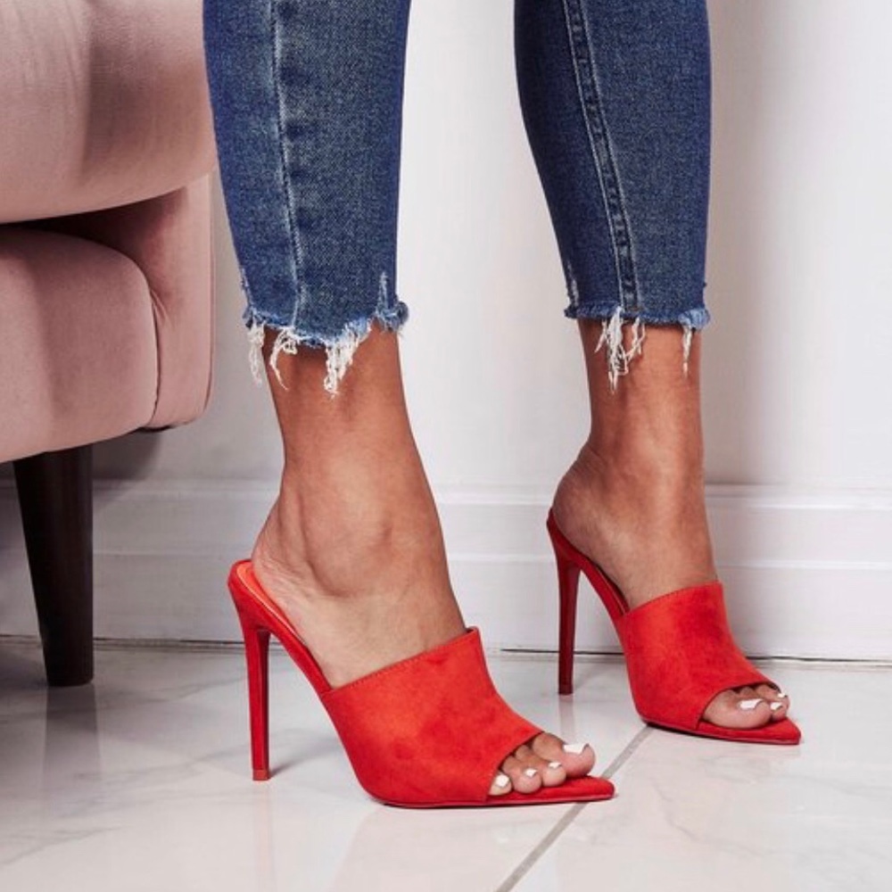 Pointed Peep Toe Mule in Blood Orange